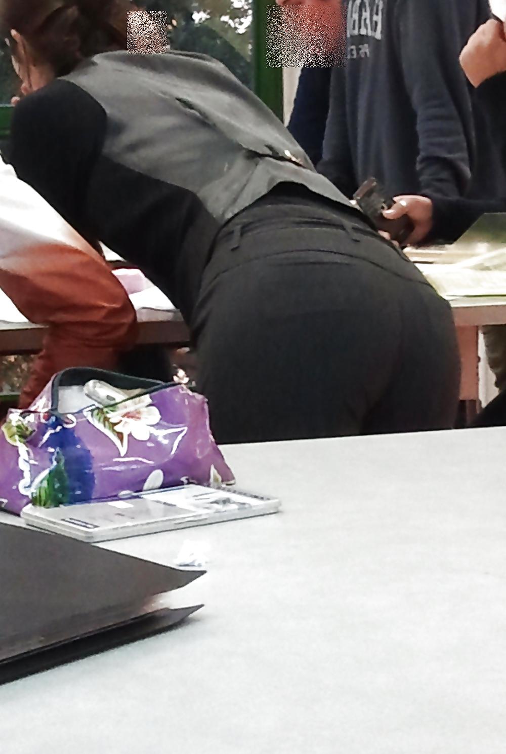 6P My milf's teacher great ass!!!
