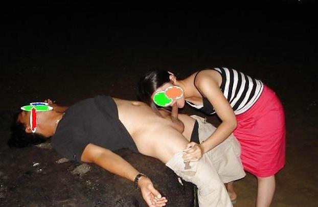 10P Cuckold At The Beach