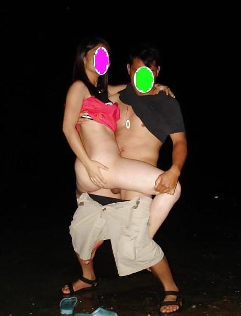 10P Cuckold At The Beach