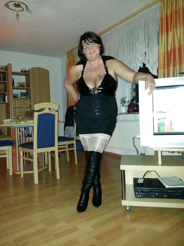 20P Mature-BBW-Ladies 380