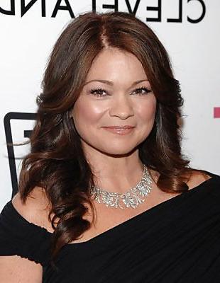 25P Valerie Bertinelli---non nude