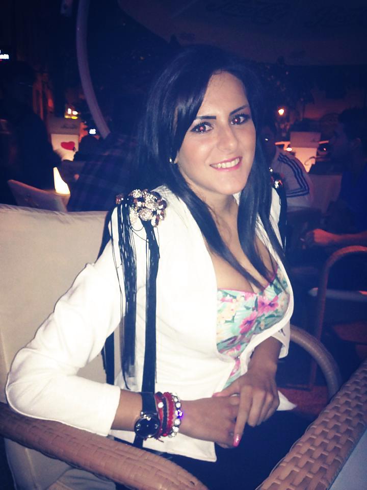 4P Italian girl: florentina