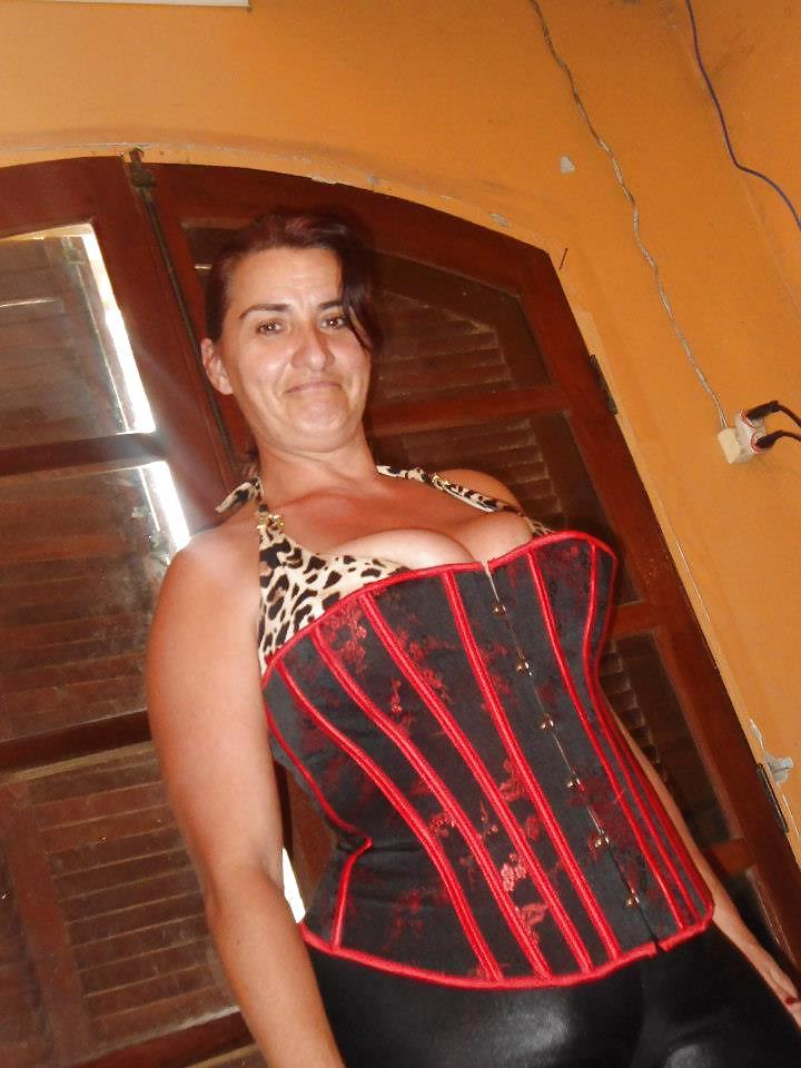 25P SEXY ASS BBW MATURE