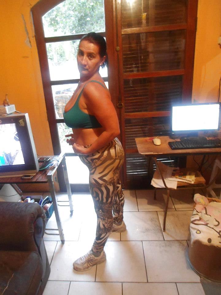 25P SEXY ASS BBW MATURE