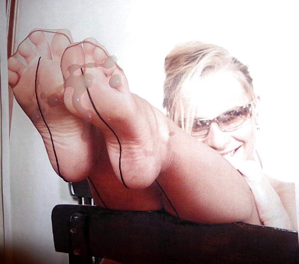 9P Young Blonde in Stockings Gets Her Feet Covered in Cum