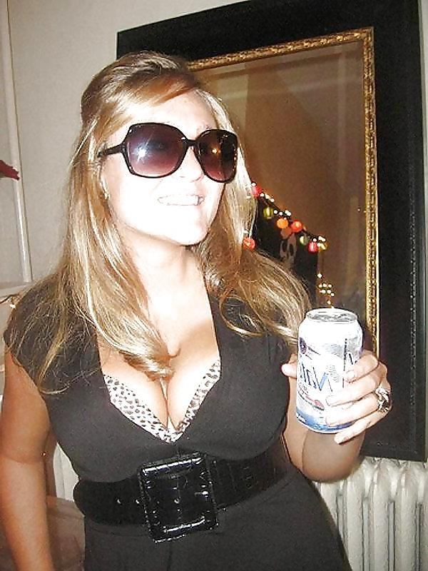 25P Big Tits hiding behind clothes!! 