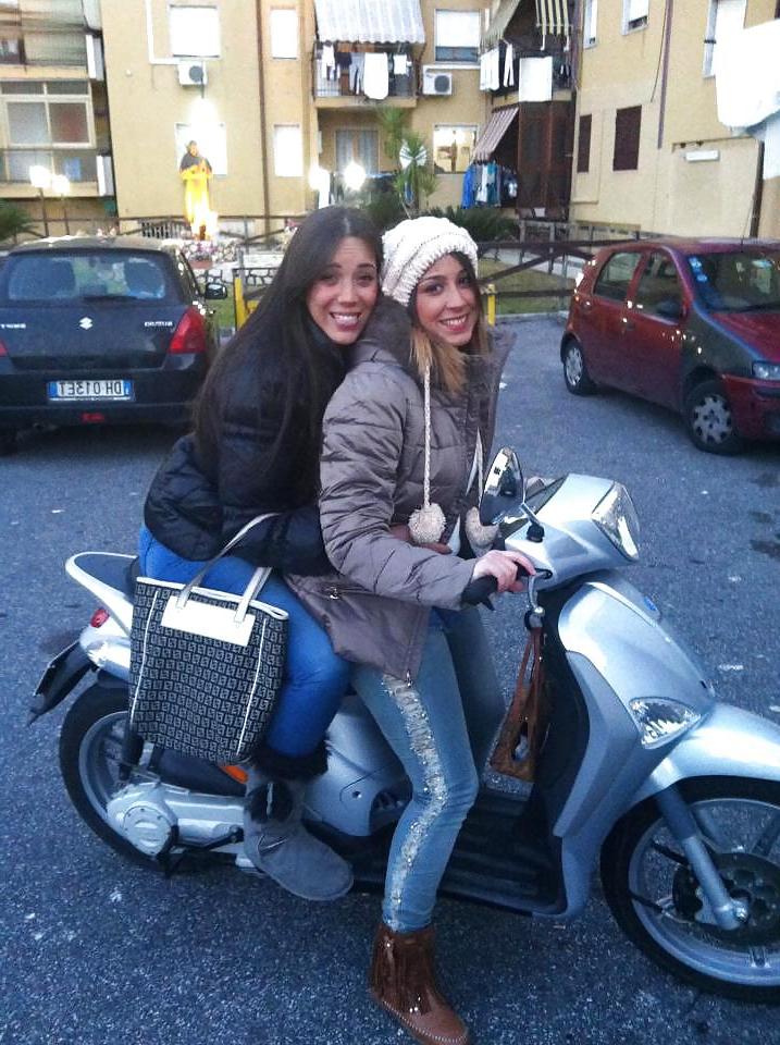 24P Italian girl: sofia