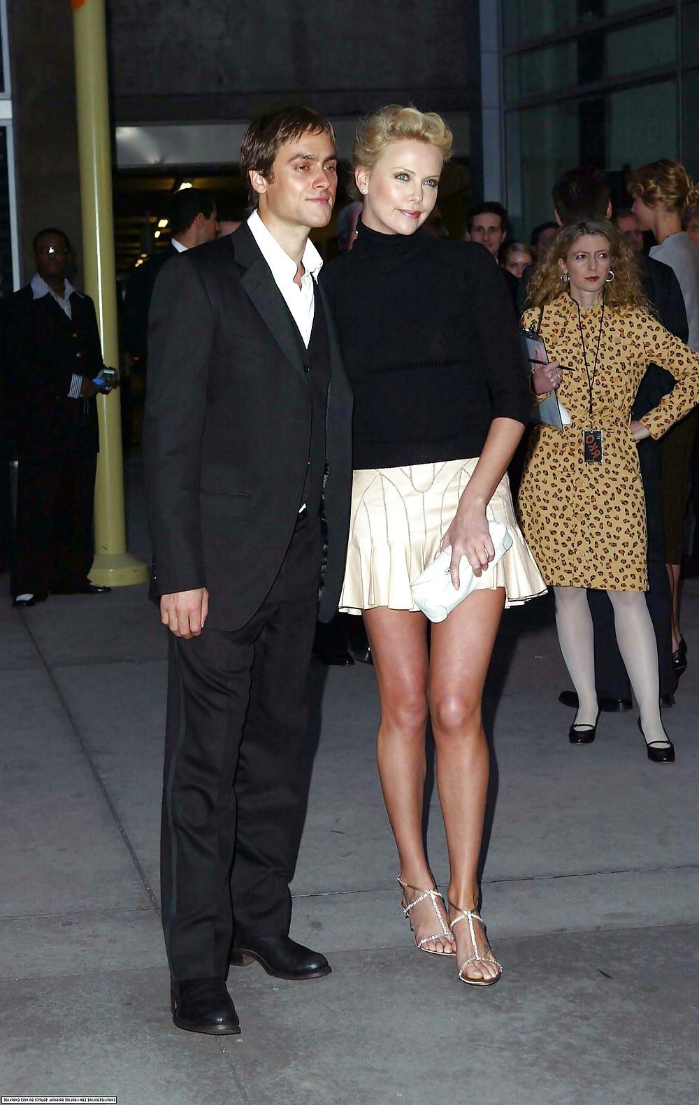 25P Celebrity Legs #4