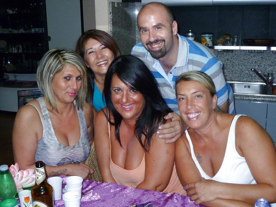 13P Italian women: agostina