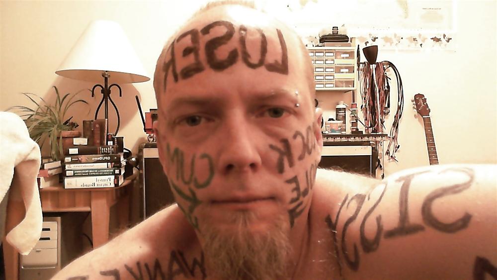 4P 2INCH Sean is a small dick loser who likes humiliation