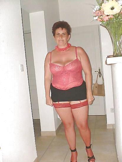 16P BBW and Mature 54 by Searcher1957