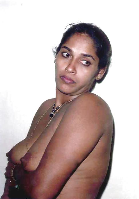 10P Srilankan actress and ladies nude