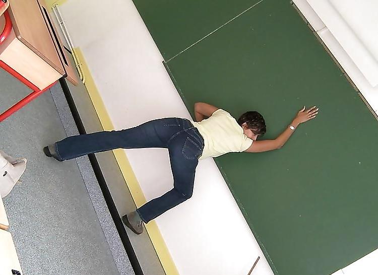 25P Teacher Mom From Morocco