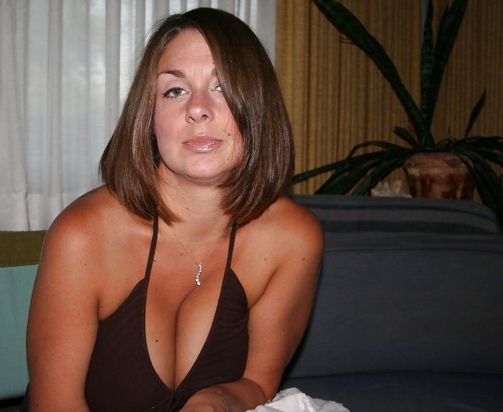 12P JUST ME SEXY MOM