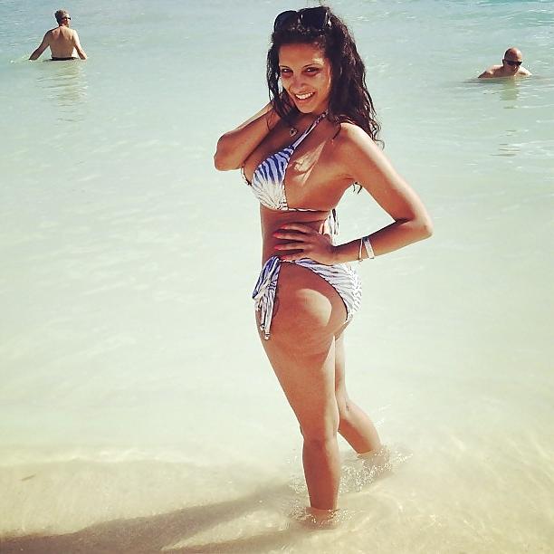 25P Tehmeena So Damn Sexy