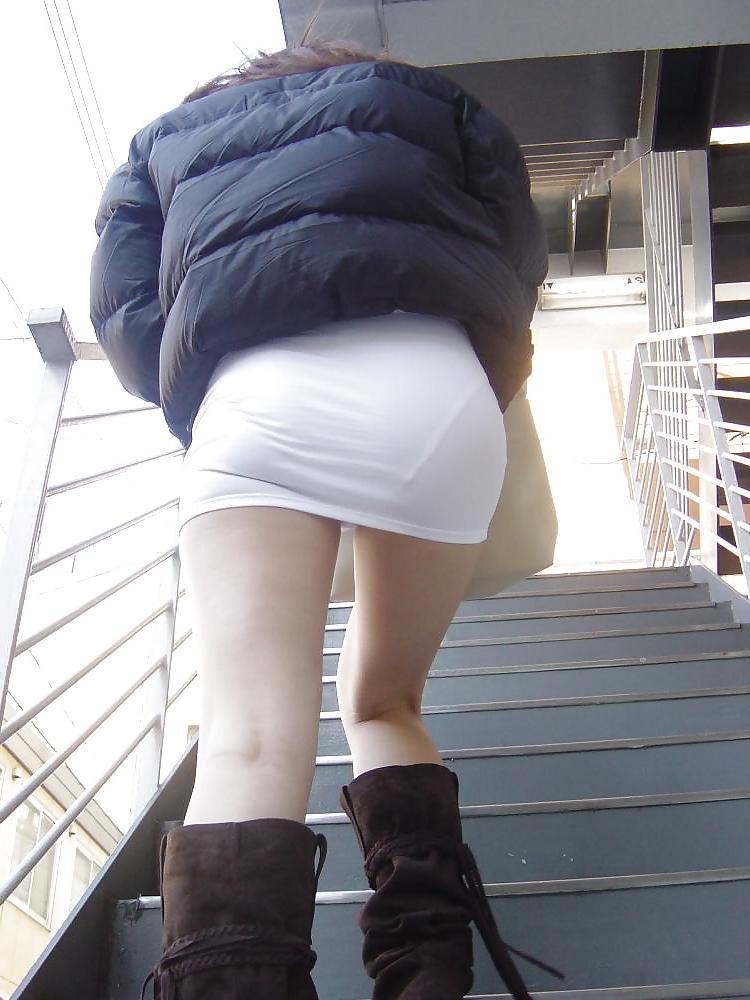 17P Sexy VPL Visible panty lines