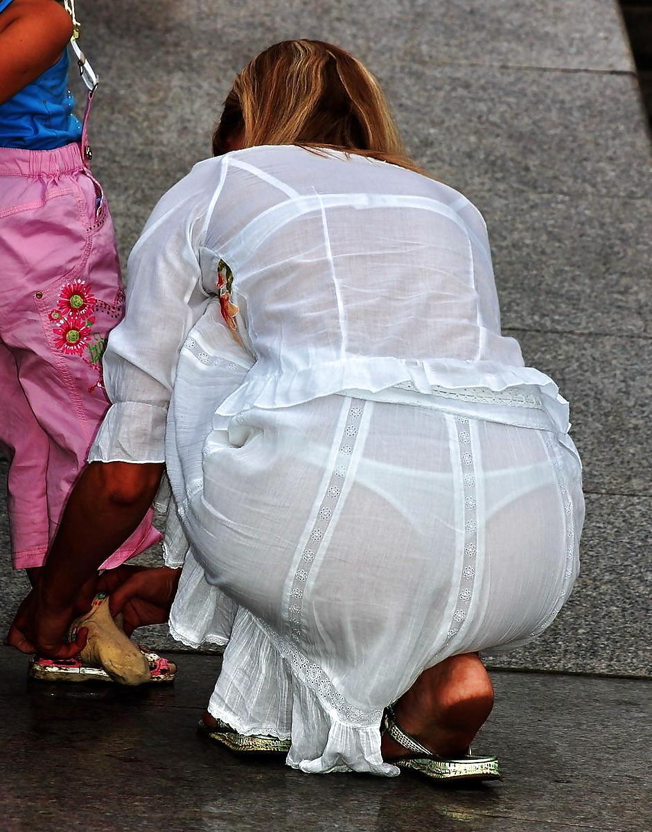 17P Sexy VPL Visible panty lines