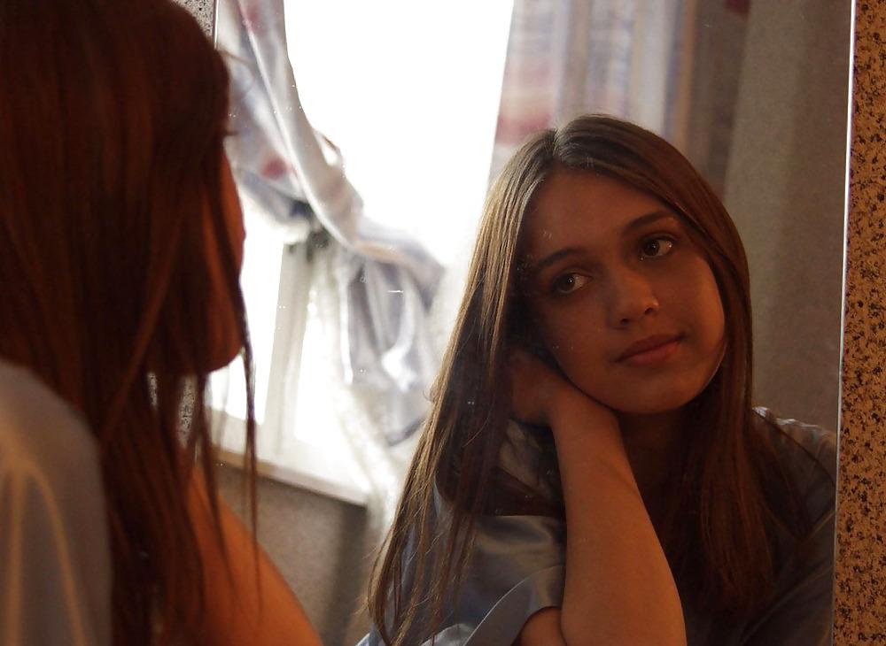 25P Brunette teen Alessandra posing