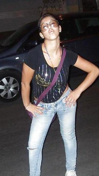 13P Italian girl: allegra
