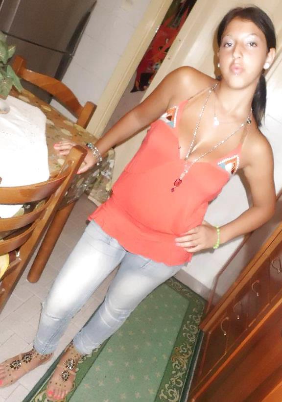 13P Italian girl: allegra