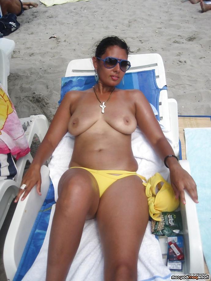 16P Tanned honey sunbathing