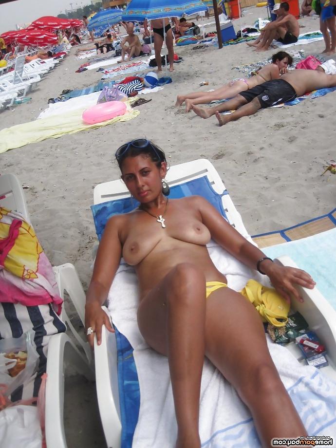 16P Tanned honey sunbathing