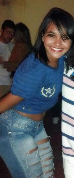 10P Alynne Silv dancer friend
