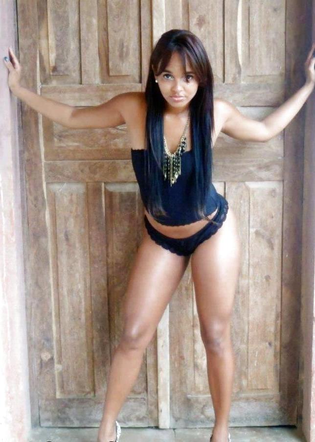 10P Alynne Silv dancer friend