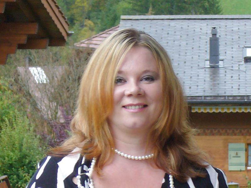 10P Cucky Swiss Wife