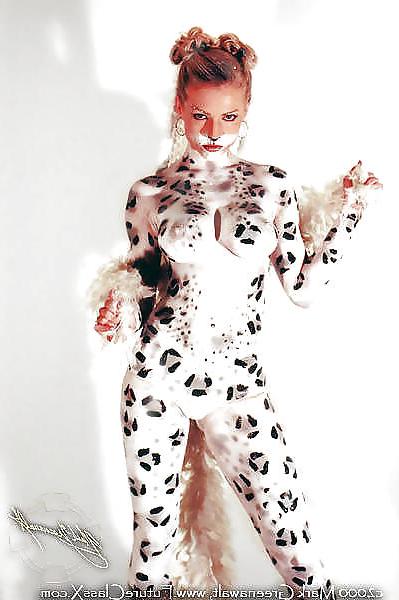 25P Exotic Furry Catgirls