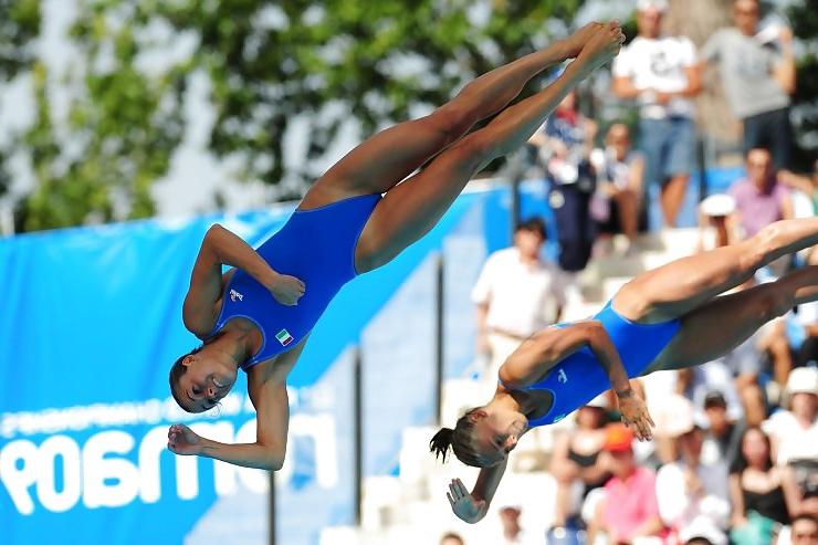 19P Italian diver tania Cagnotto (Camaster)