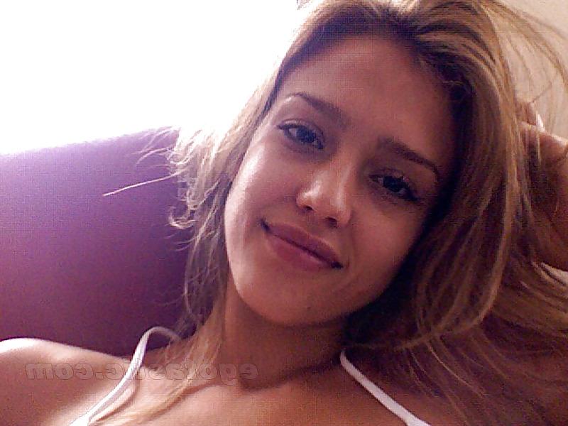 8P Jessica Alba leaked nude pics