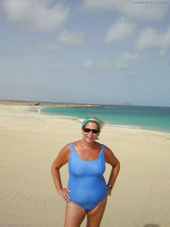 20P Mature-BBW-Ladies 401