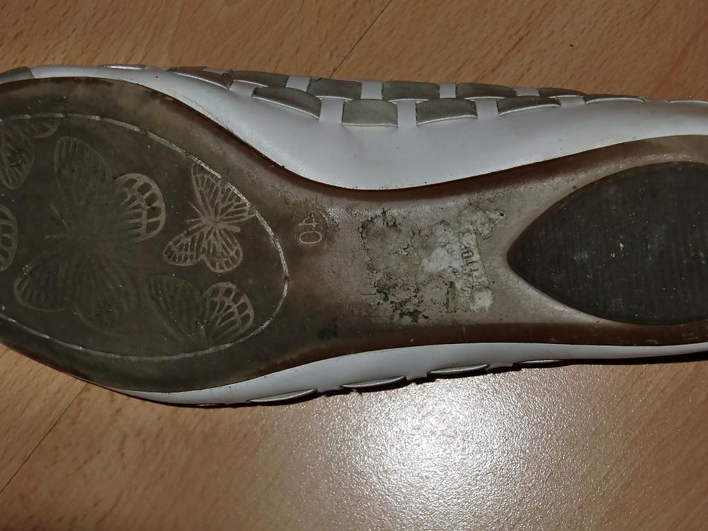 4P Exgfs black and white smelly ballerina flats
