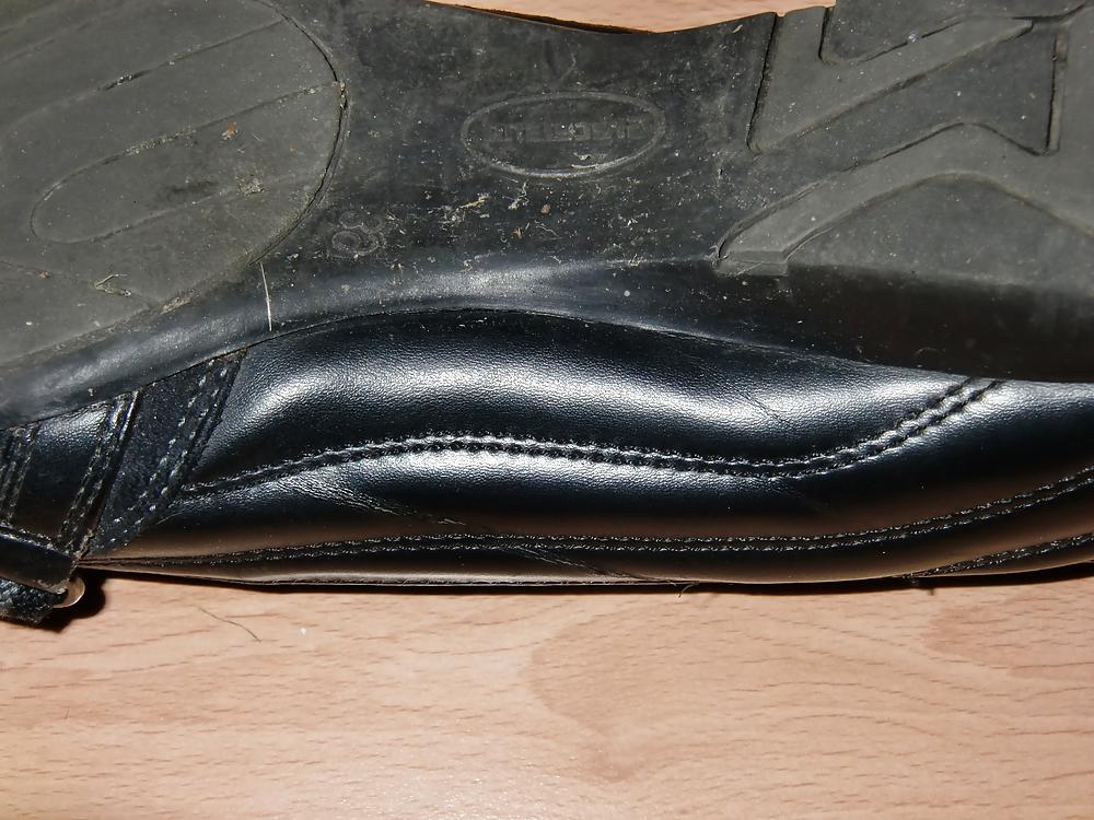 4P Exgfs black and white smelly ballerina flats