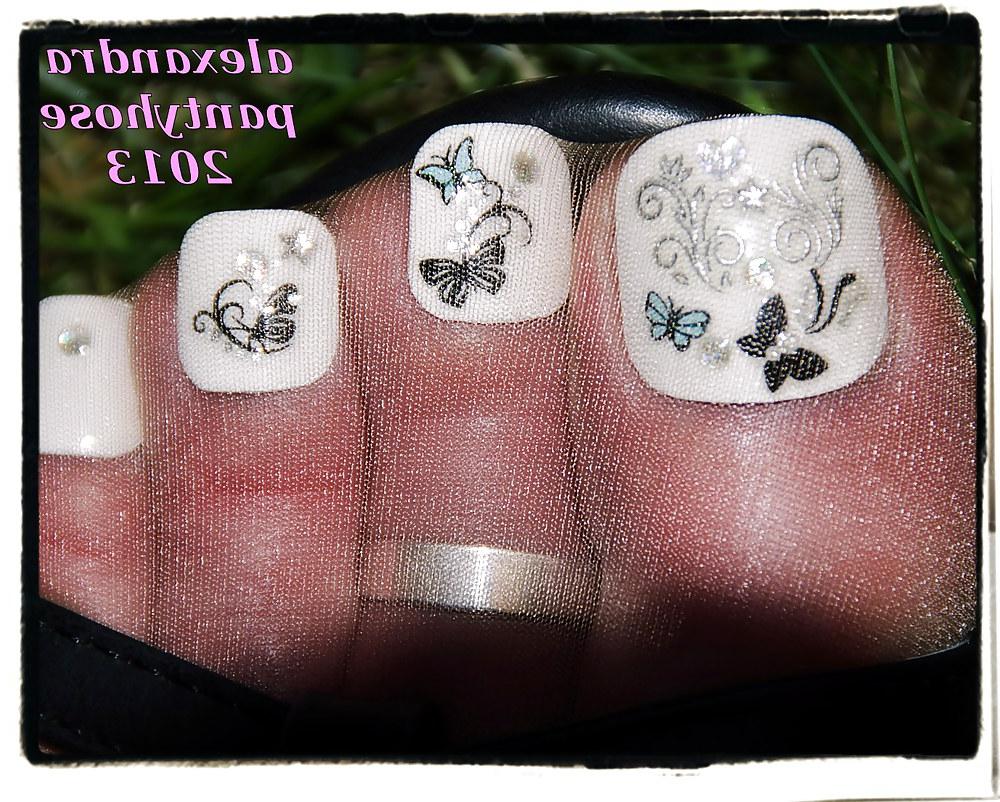 25P My legs and feet pantyhose  close up extreme