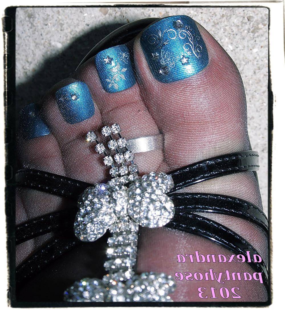 25P My legs and feet pantyhose  close up extreme