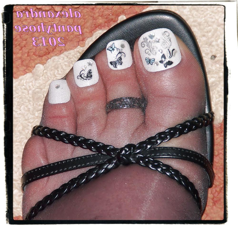 25P My legs and feet pantyhose  close up extreme