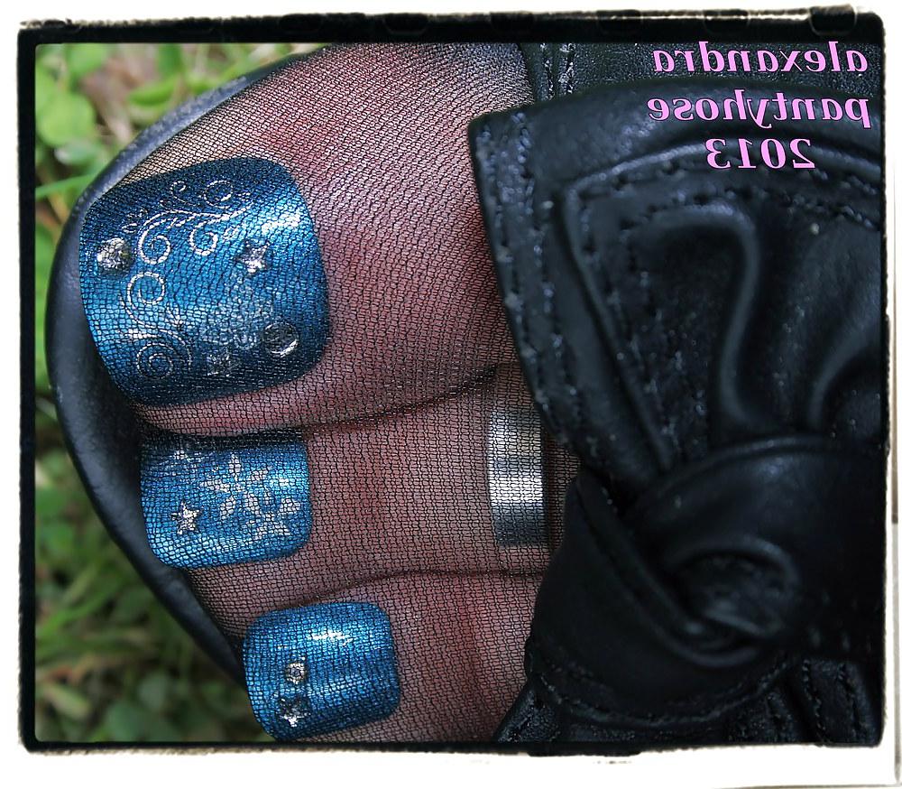 25P My legs and feet pantyhose  close up extreme