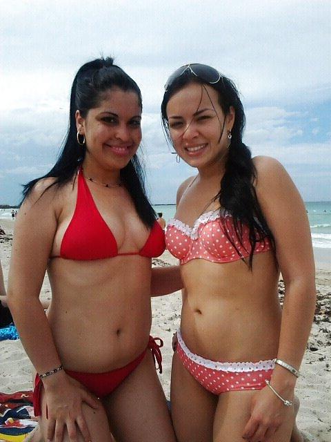 25P Beautiful women Cuban