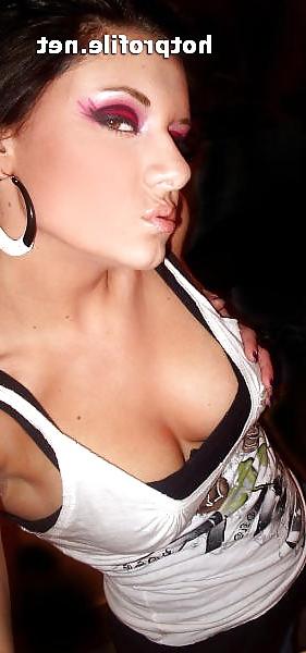 17P Exhibitionist girls