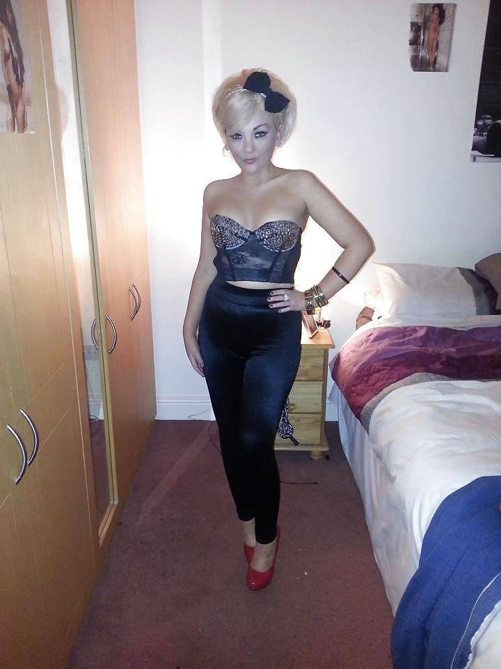 17P Irish slut emer needs blk cock4