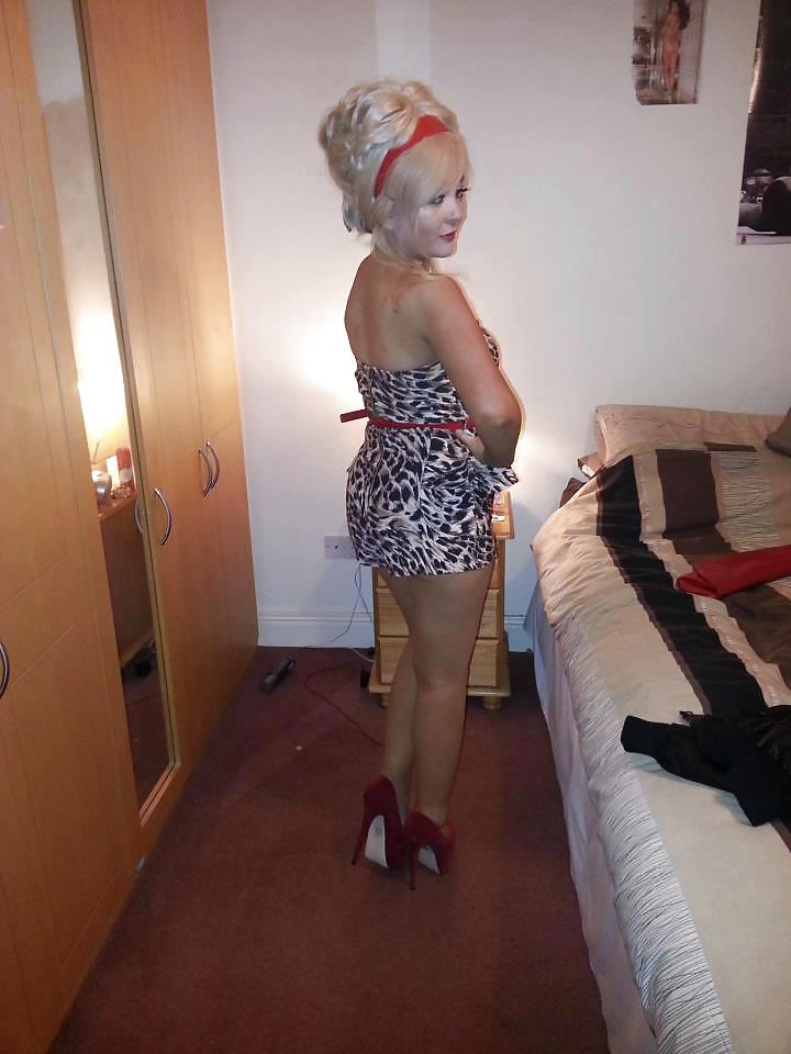 17P Irish slut emer needs blk cock4