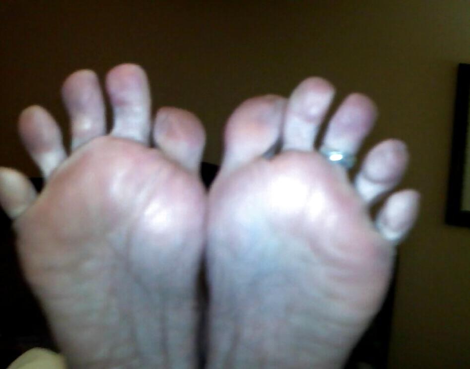 14P Sexy wrinkled sole POV 