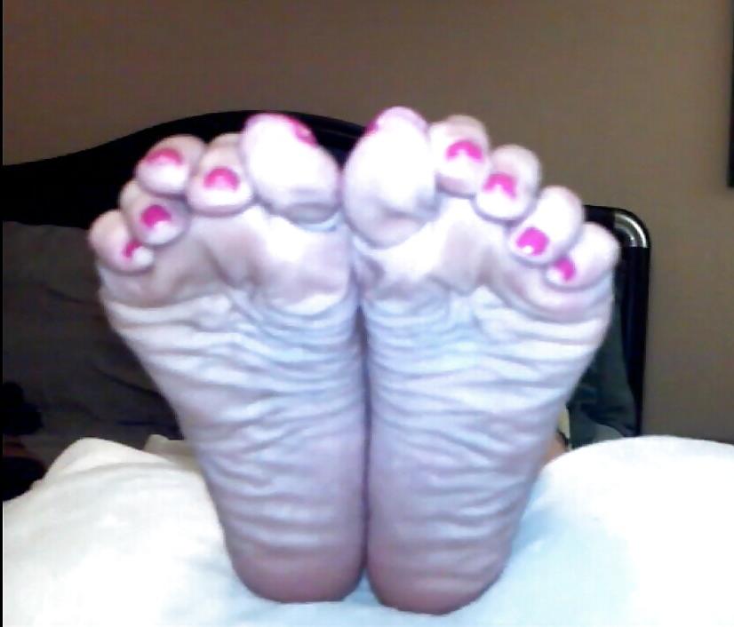 14P Sexy wrinkled sole POV 