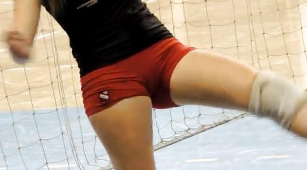 25P Volley ball-hot asses 2