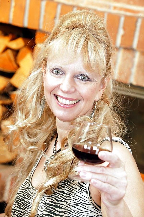25P Milf Merilyn