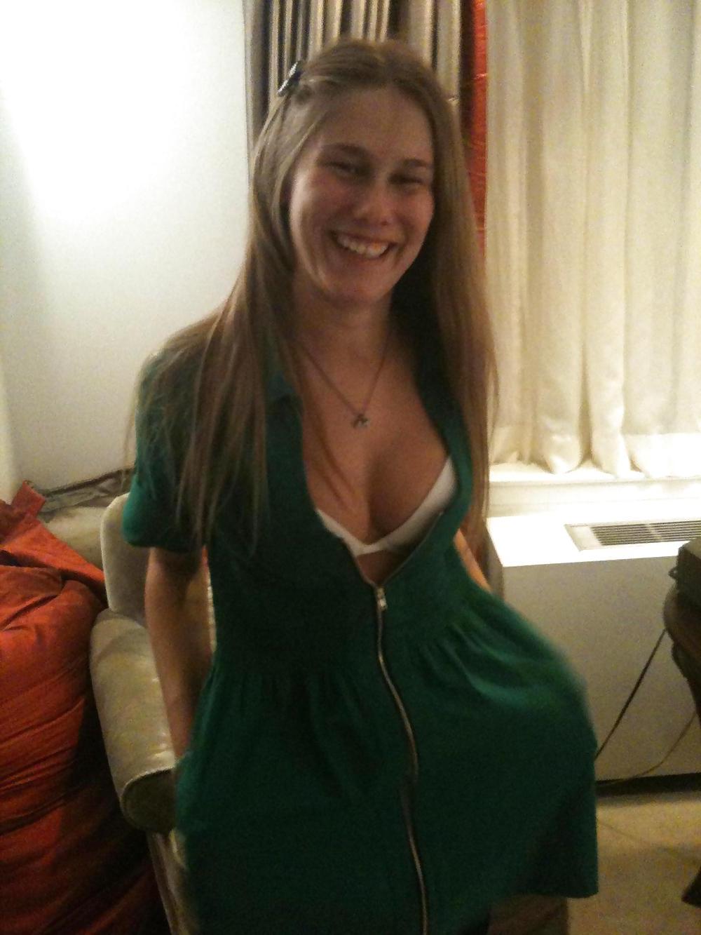 20P She is so hot! found by Birkoffguy
