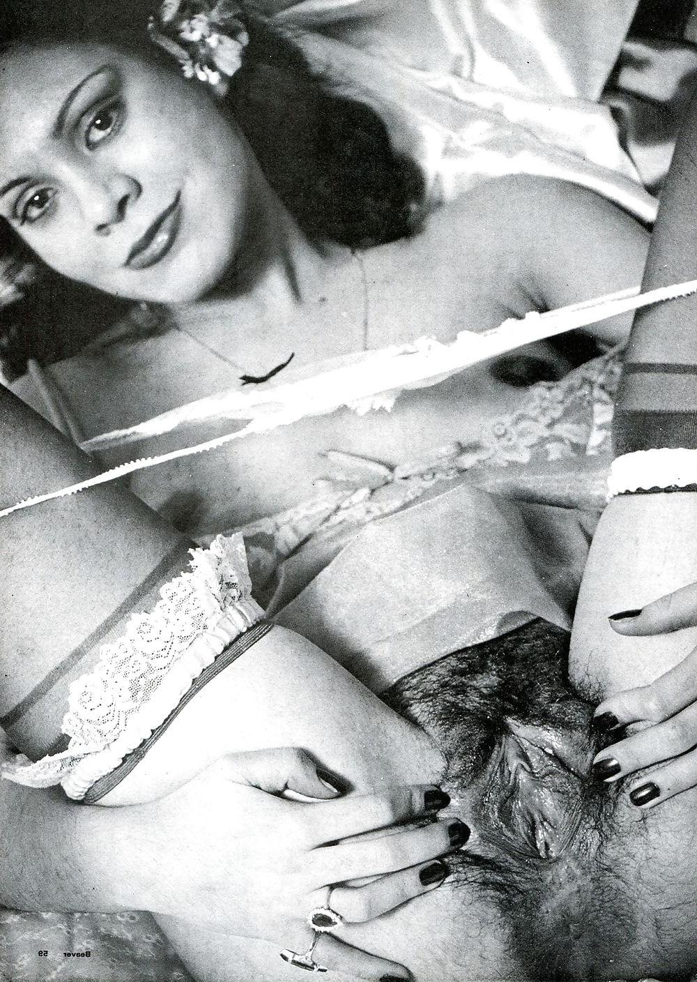 22P Reminiscent Vintage Retro Teens Lesbians Stockings Natural