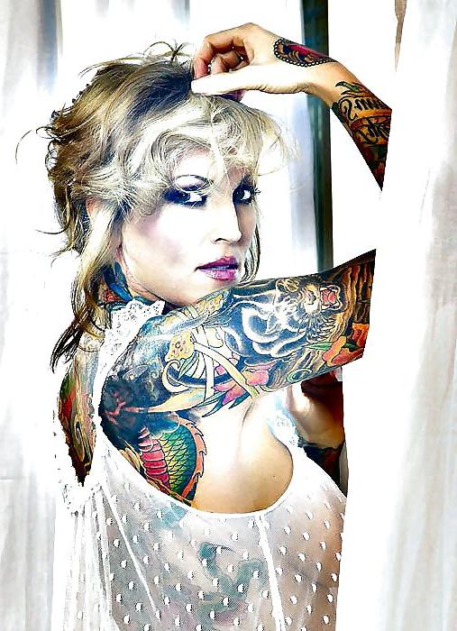 25P Janine Lindemulder